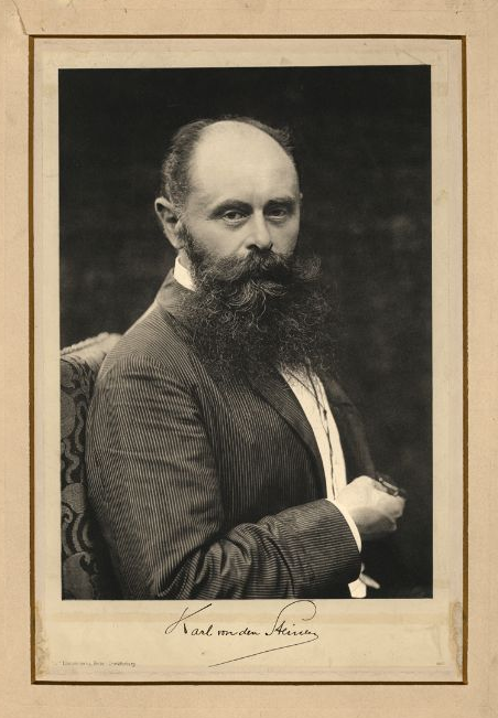 Très beau portrait en héliogravure du jeune von den Steinen à son retour de l’Amazonie brésilienne. Deux expéditions lui valurent une fantastique renommée à son époque.