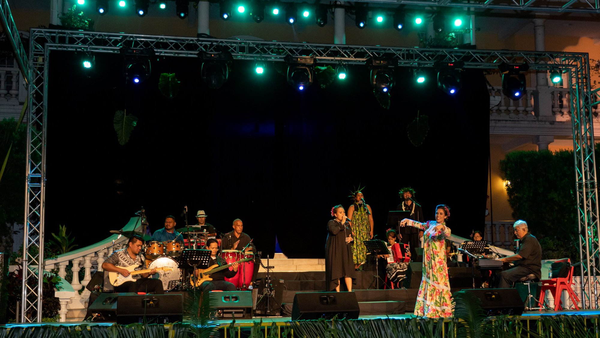Un spectacle version dîner-show animera la première partie de soirée.