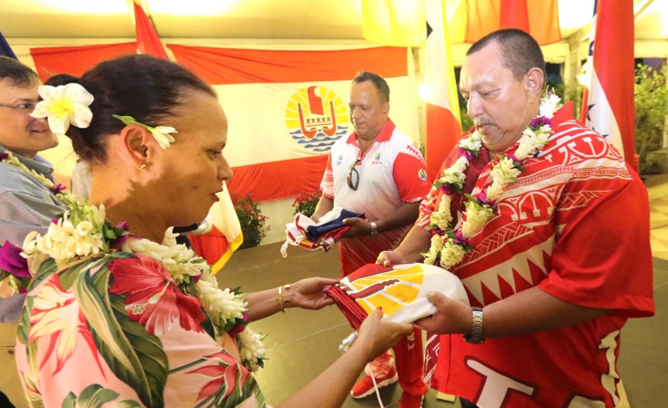 Le comité olympique de Polynésie française est présidé par Louis Provost, à droite sur la photo