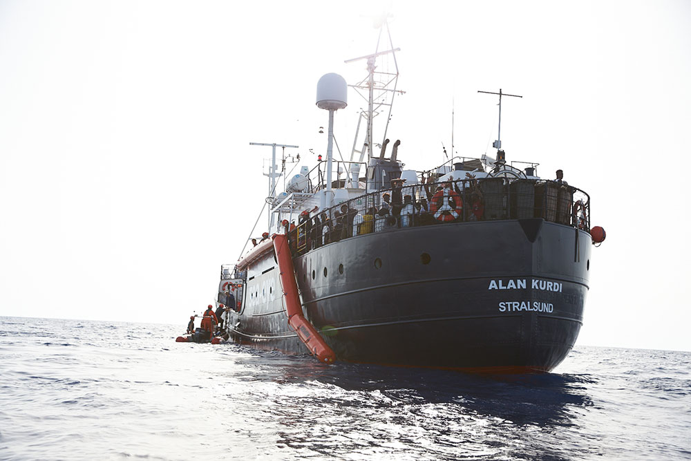 Méditerranée: nouvelle opération de secours de l'Alan Kurdi au large de la Libye