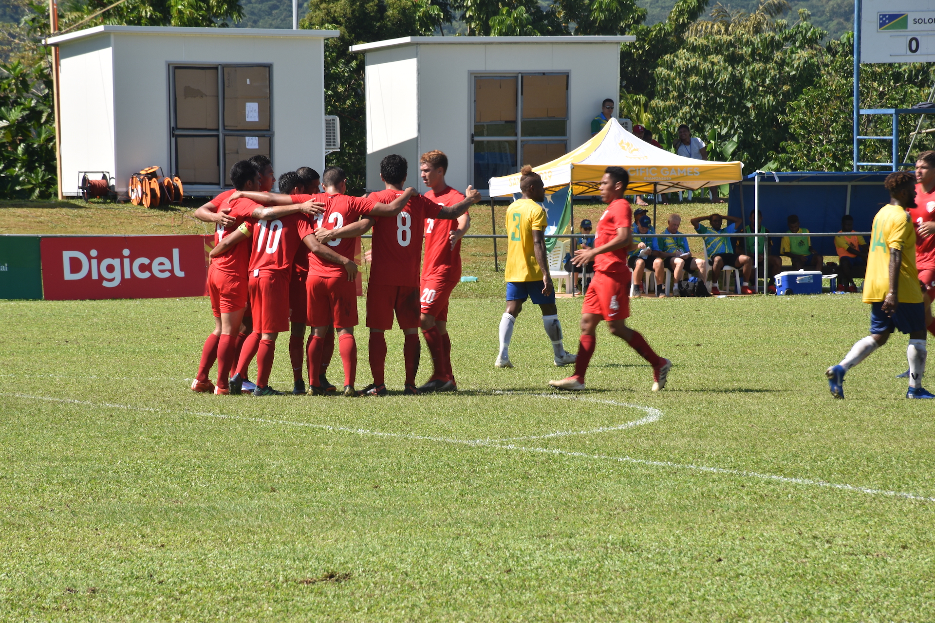 Les footballeurs tahitiens enchaînent une deuxième victoire aux Jeux du Pacifique. Après leur victoire facile 7-0 face à Tuvalu mercredi.