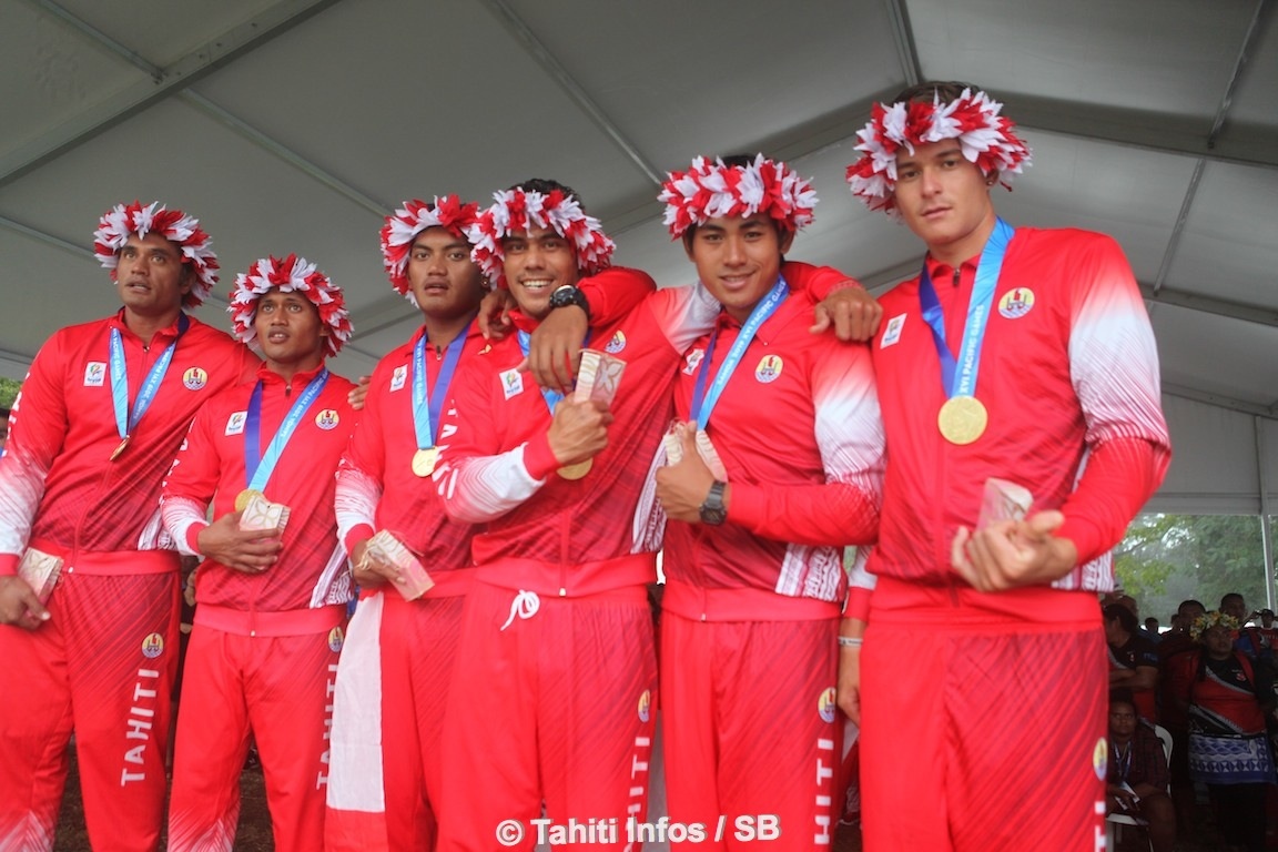 Dix médailles d'or sur douze possibles pour le va'a tahitien