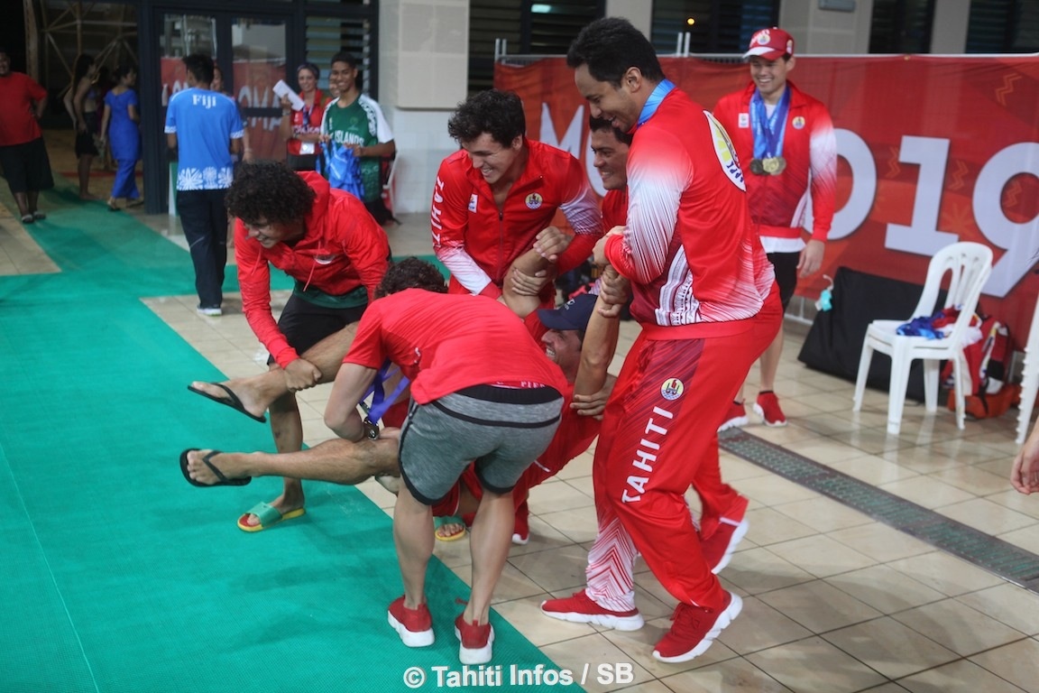 Les coachs de Tahiti ont terminé à l'eau