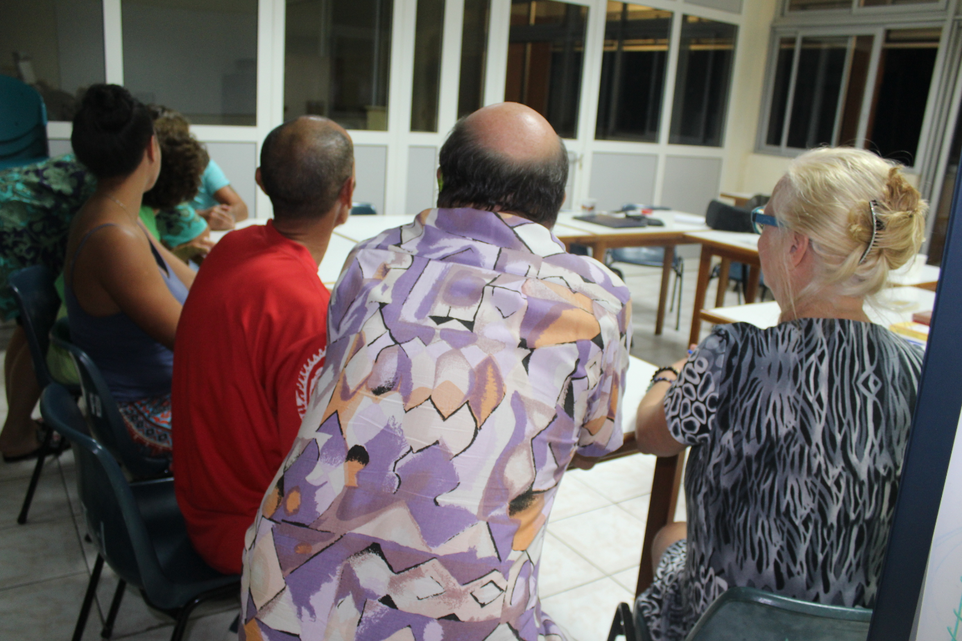 L'association des Alcooliques Anonymes se réunit tous les mercredis de 18h30 à 19h30.