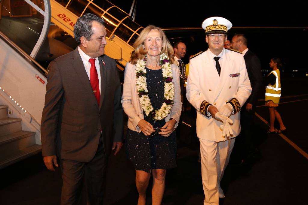 Edouard Fritch, président du Pays, la ministre de la Justice, Nicole Belloubet et le secrétaire général du Haut-commissariat, Eric Requet