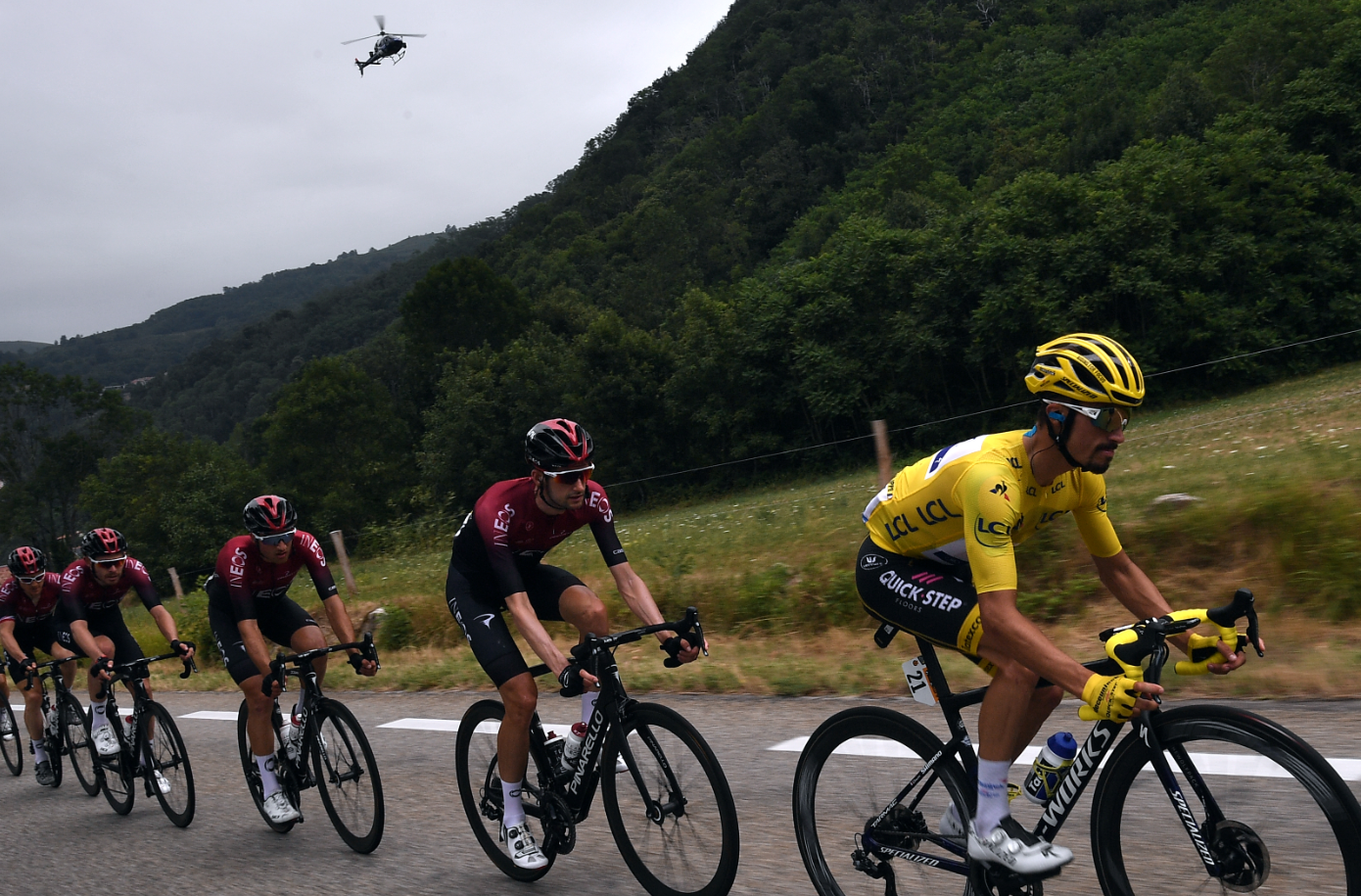 Appelé Le tour ou la grande boucle, le tour de France est un événement sportif né en 1903.