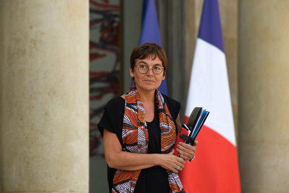 "Pas de relations tendues entre Le président de la République et moi", dit Annick Girardin