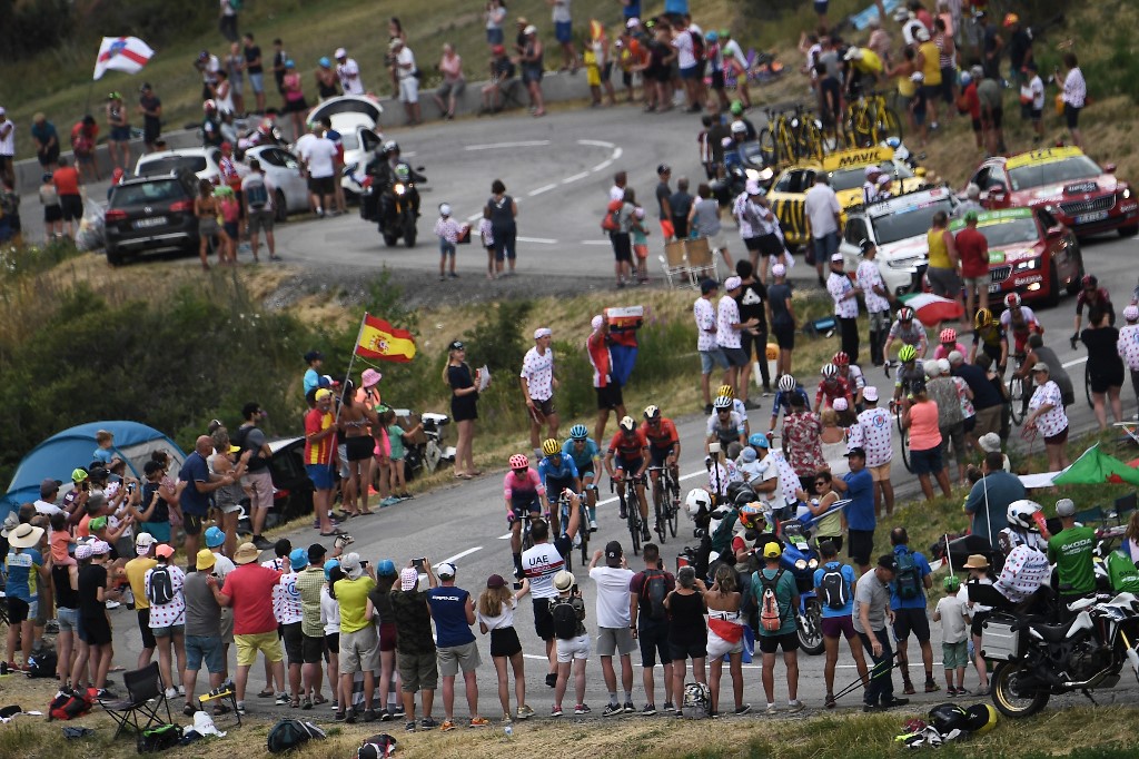 Tour de France: la 19e étape arrêtée après une averse de grêle