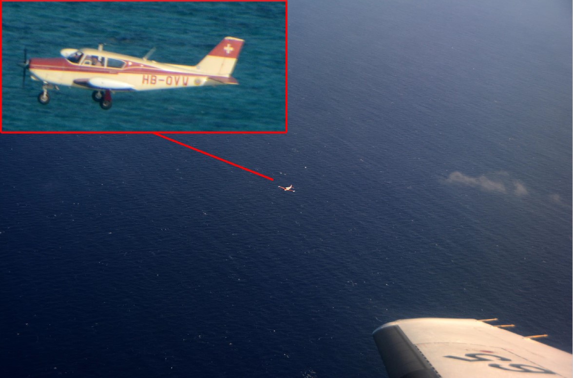 Après avoir retrouvé l’aéronef, l’équipage l’a accompagné sur une centaine de kilomètres jusqu’à son atterrissage à Tahiti, en toute sécurité. Crédit ministère des Armées.