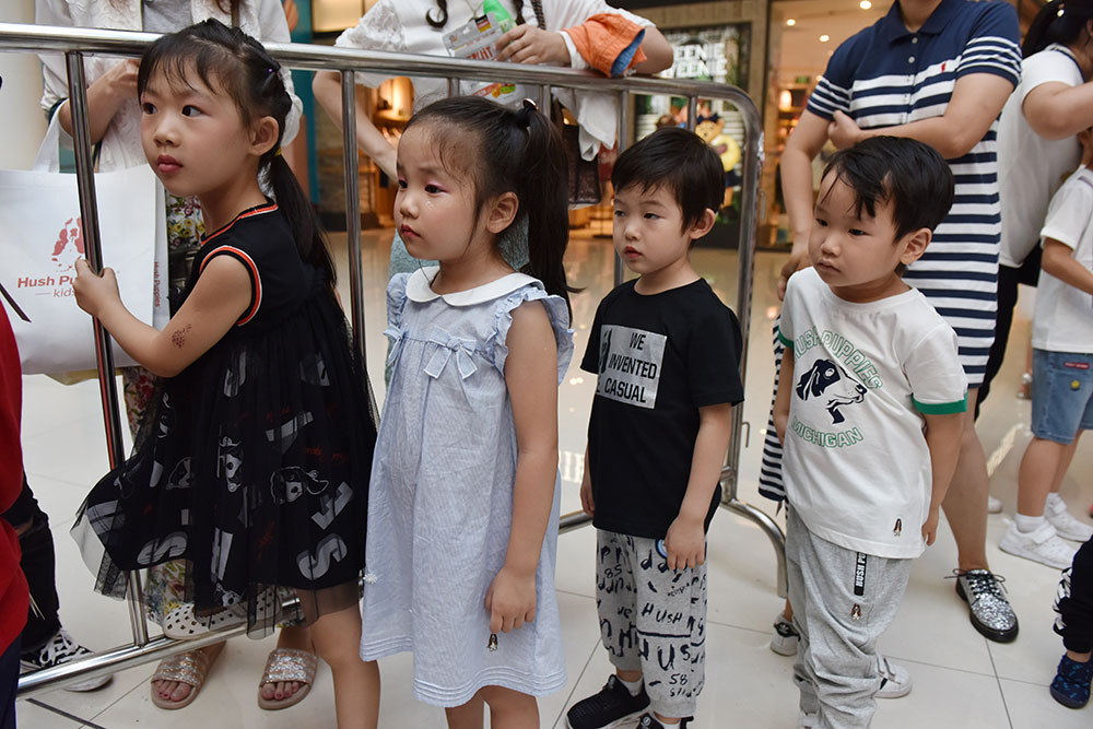 Mannequins dès 4 ans: en Chine, le boom malgré la controverse