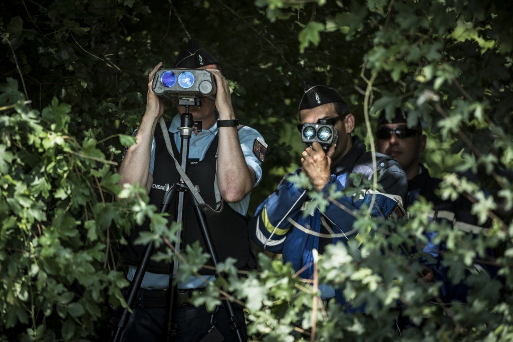 Cinq Porsche conduites par des touristes coréens contrôlées à plus de 200 km/h
