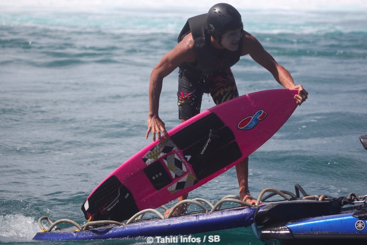 Enrique Ariitu, est devenu un des meilleurs "chargeurs"...