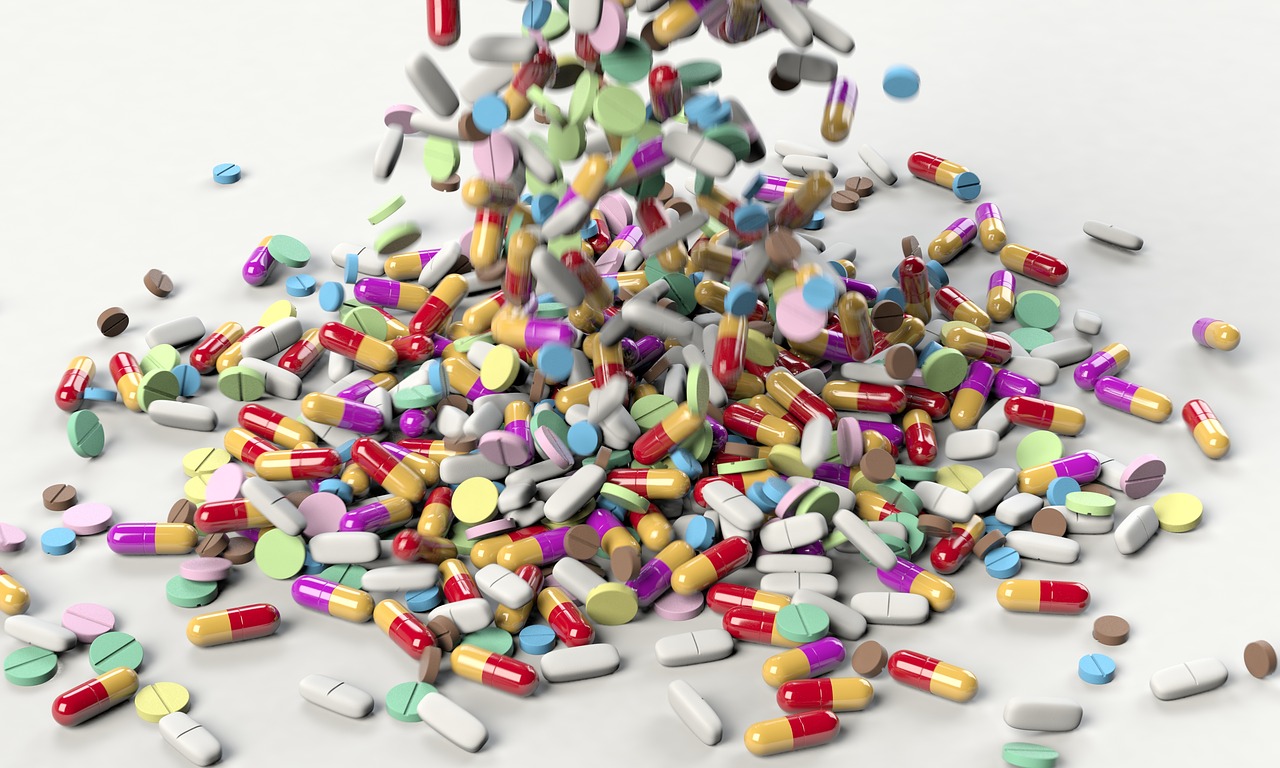 Pénuries de médicaments: pas de solution "unique et simpliste", selon les fabricants
