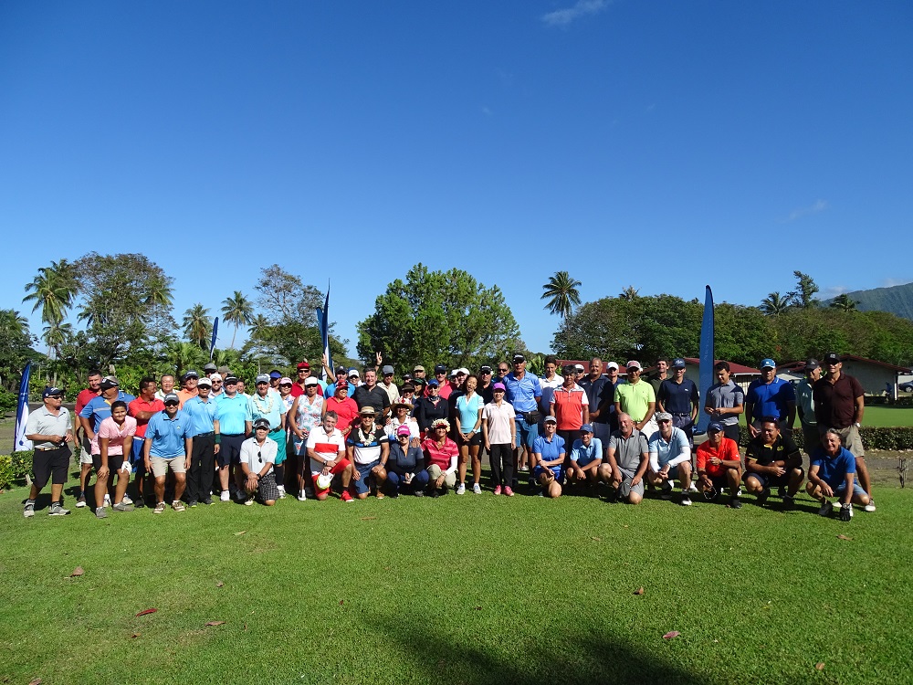 Une soixante de golfeur ont participé le week-end dernier à Atimaono au tournoi en équipe de l'open de Fei Pi.