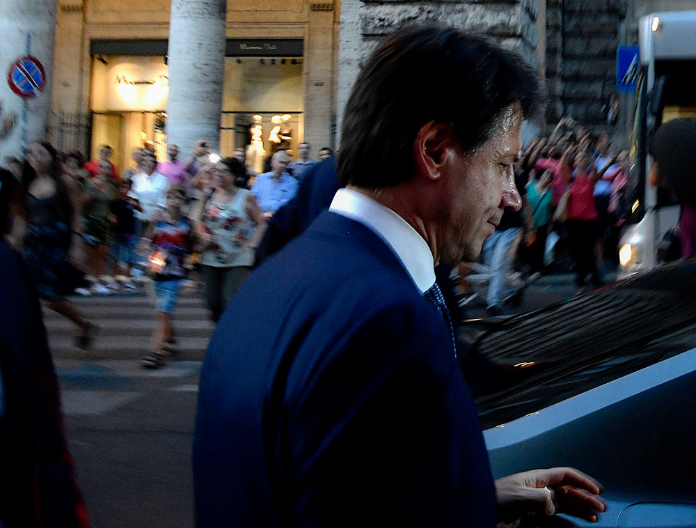 Italie: Conte veut un gouvernement "plus juste" et "au premier plan" européen