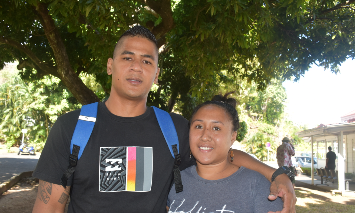 Teihoarii Raapoto espère faire venir sa femme Debrahline et leur fils bientôt.