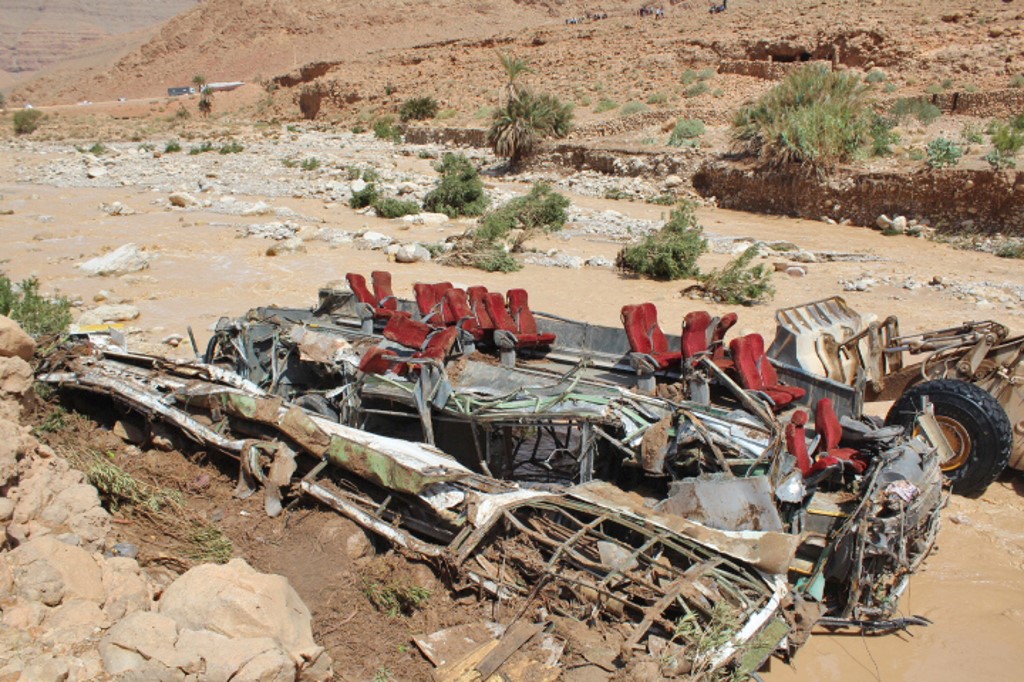 Inondations au Maroc: 17 morts dans l'accident d'un bus emporté par une crue