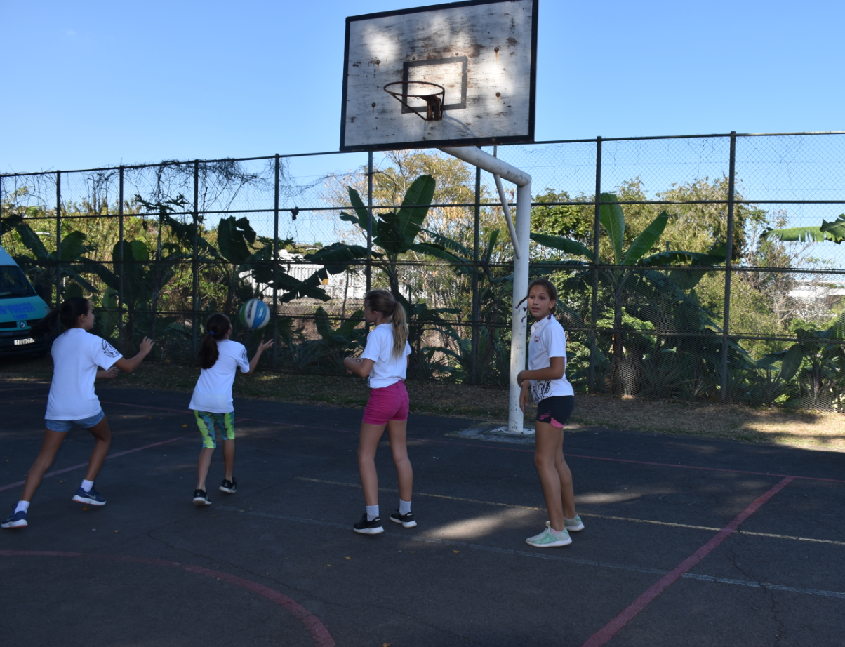 L'intégration par le sport au collège de Punaauia