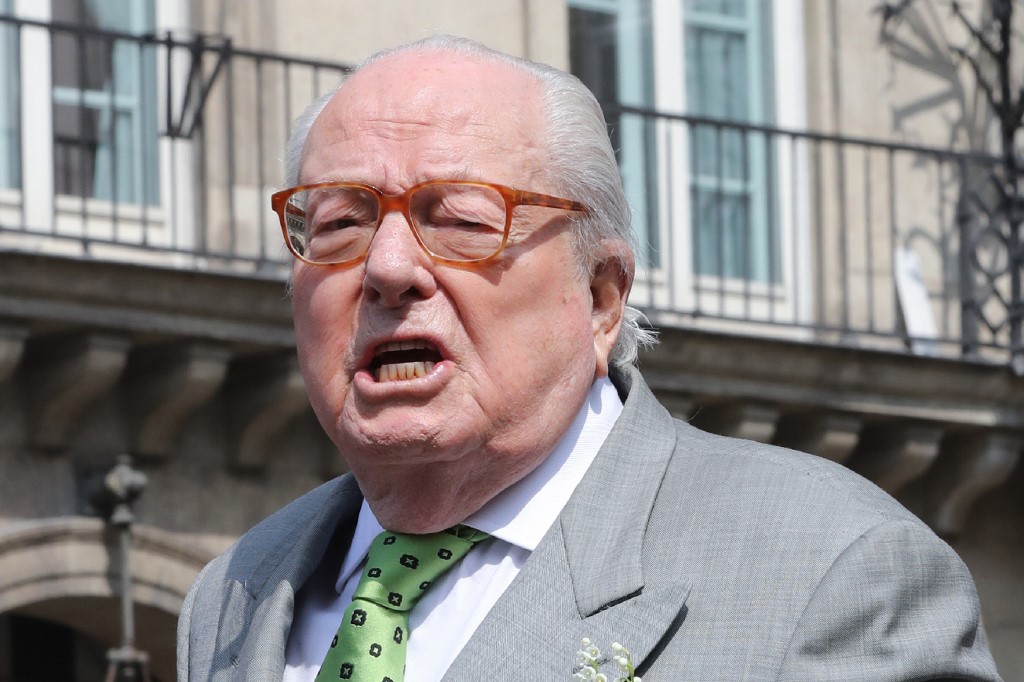 Emplois présumés fictifs du RN: Jean-Marie Le Pen entendu par la juge