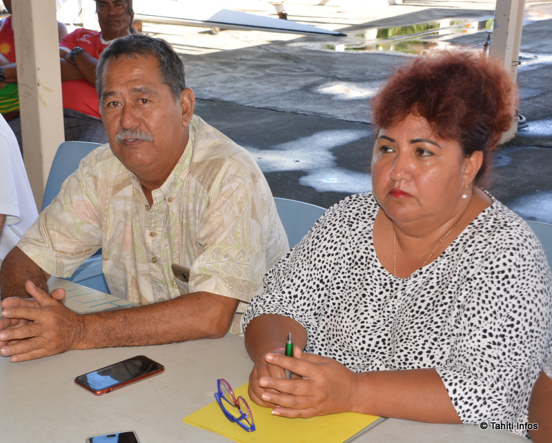 Rodolphe Apuarii et Tutu Maamaaiahutapu