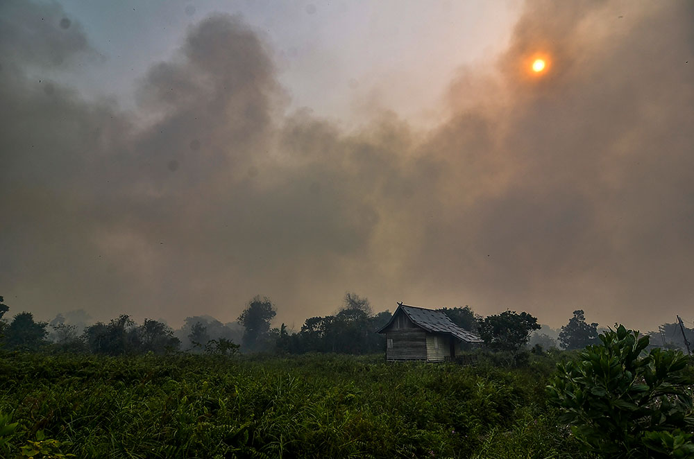 Incendies: nombreuses écoles et des aéroports fermés en Malaisie et Indonésie