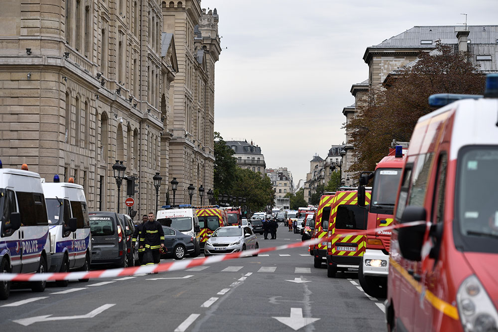 Attaque à la préfecture de police de Paris: quatre policiers tués, l'auteur abattu