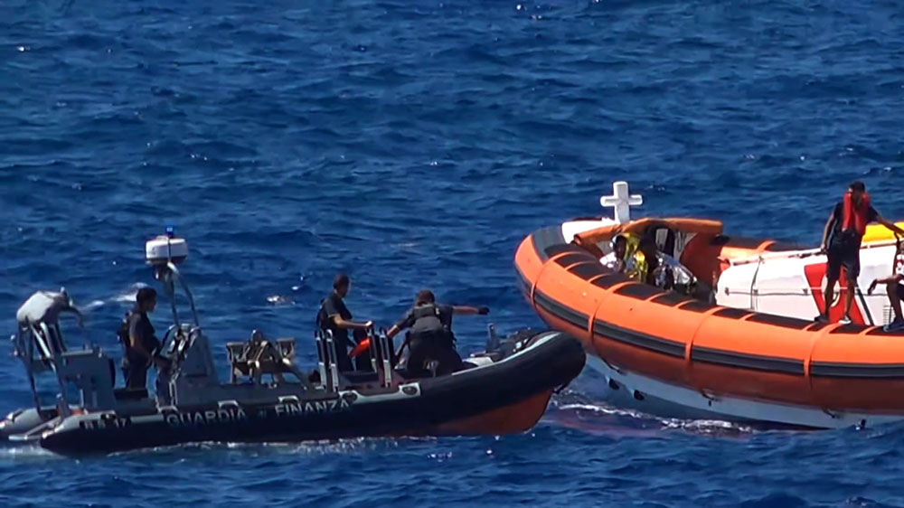Migrants : 13 femmes mortes et une dizaine de disparus dans un naufrage à Lampedusa