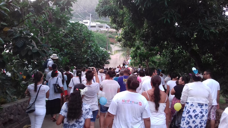 Larmes et colère à Ua Pou