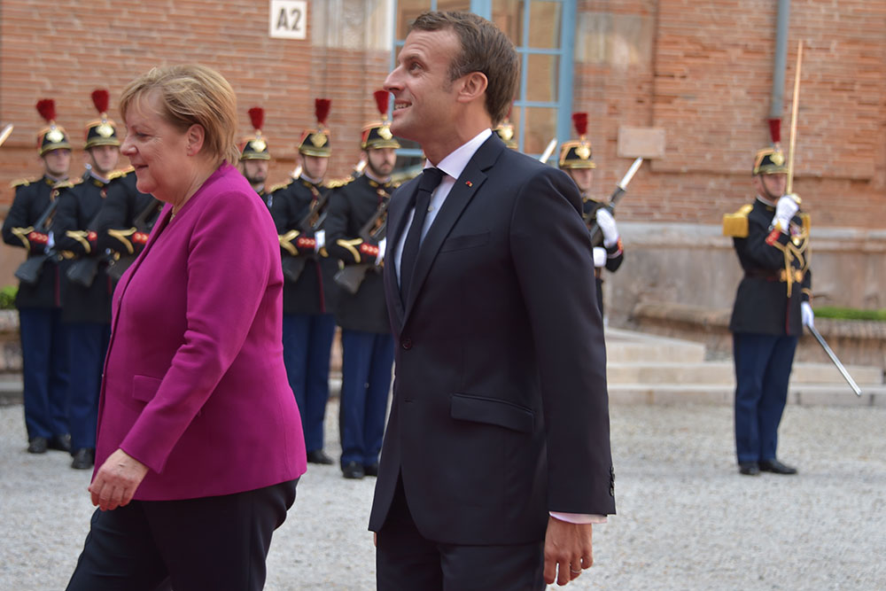 Macron et Merkel réunis à Toulouse pour resserrer le couple franco-allemand