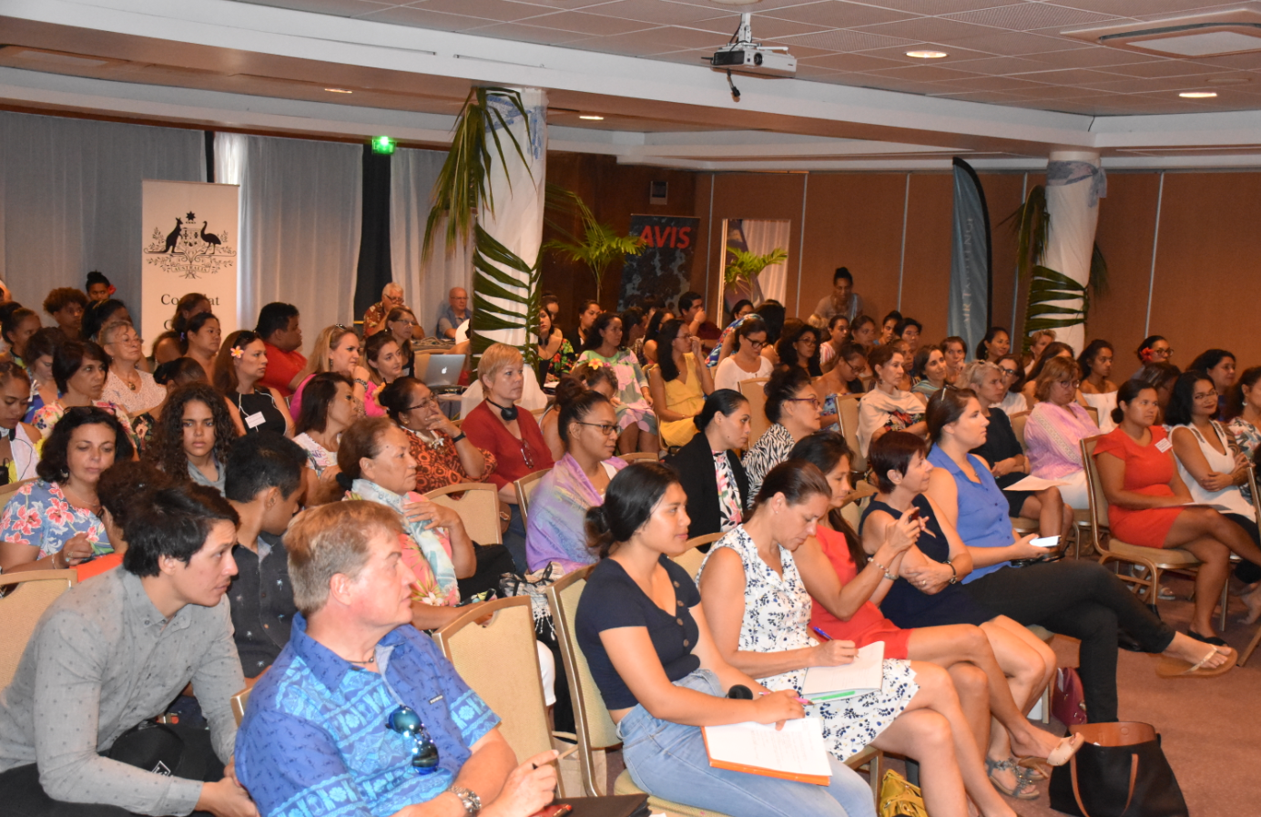 Les femmes réseautent au Tahiti Women's Forum
