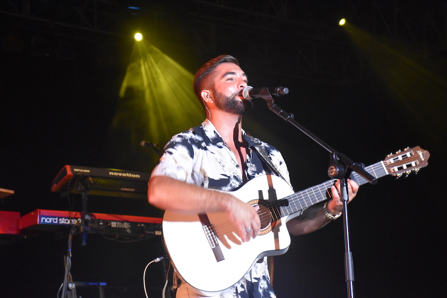 Kendji Girac enflamme To’ata