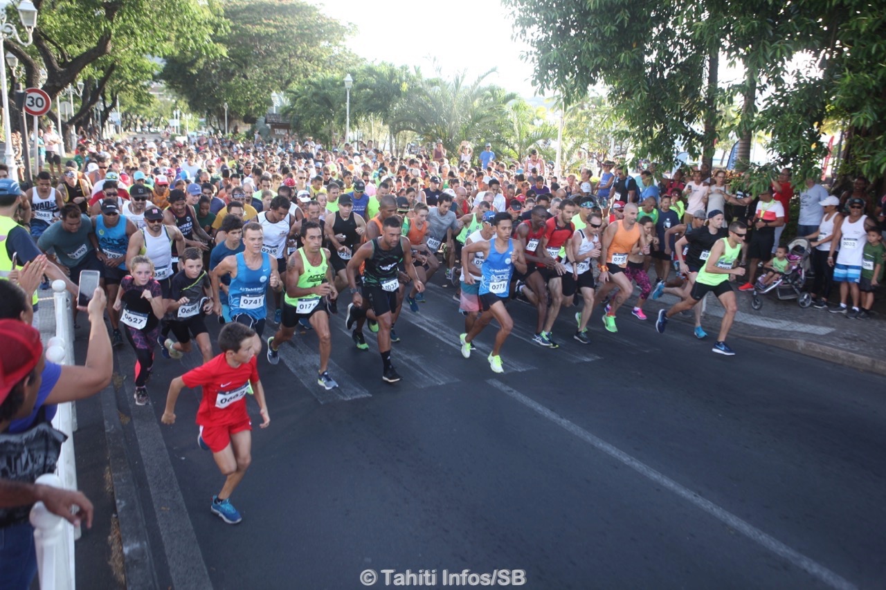 Le départ à été donné à 17H sur le Front de mer