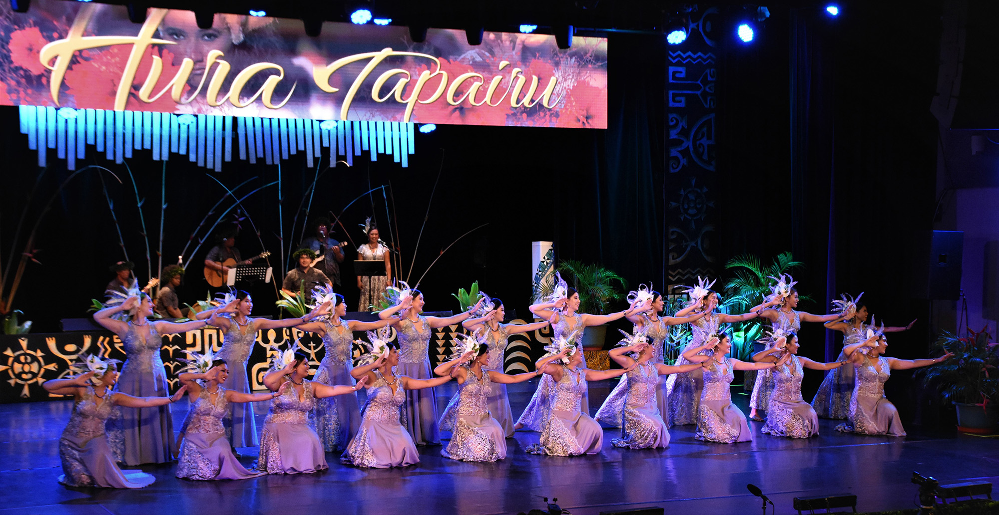 Qui succèdera à la troupe Te Pura o te Rahura’a pour le concours Manihini ? Les membres du jury délibèreront vendredi soir.