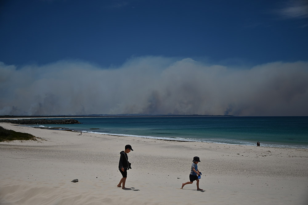 Australie: des incendies fusionnent en un "mégafeu" au nord de Sydney