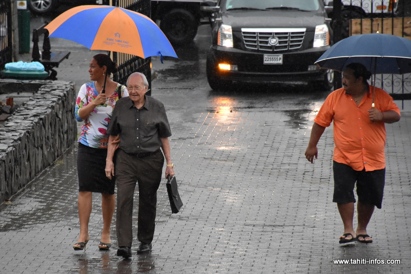 ​L’inscription de Flosse refusée à Papeete
