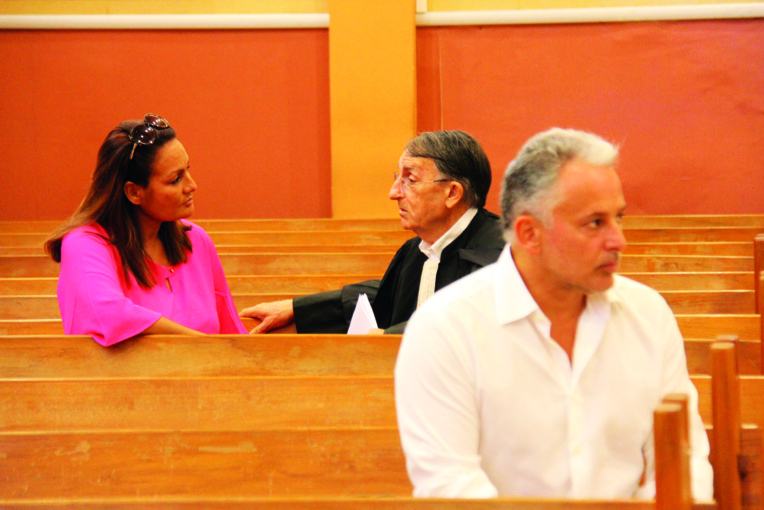Sabine Boiron, son avocat et Thierry Barbion lors du procès de l'affaire Boiron en première instance.