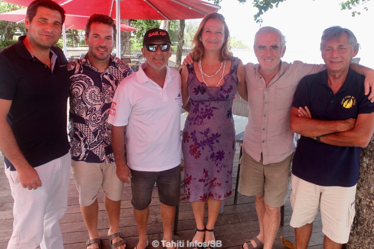 Torea Colas (ATN), Jesse Besson (Yacht Club), Didier Arnould (FTV), Stéphanie Betz (Archipelagoes), Loïck Peyron et Thierry Hars (FTV)