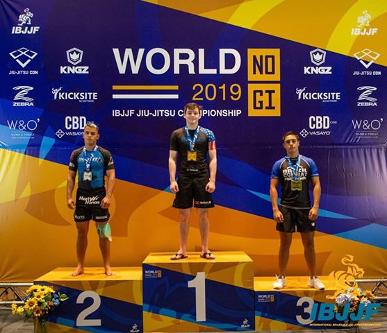 Tuatahi Buchin, en bronze également, dans la catégorie cadet