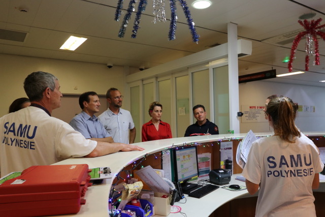 Visite aux services de l'Etat qui travaillaient le soir du réveillon