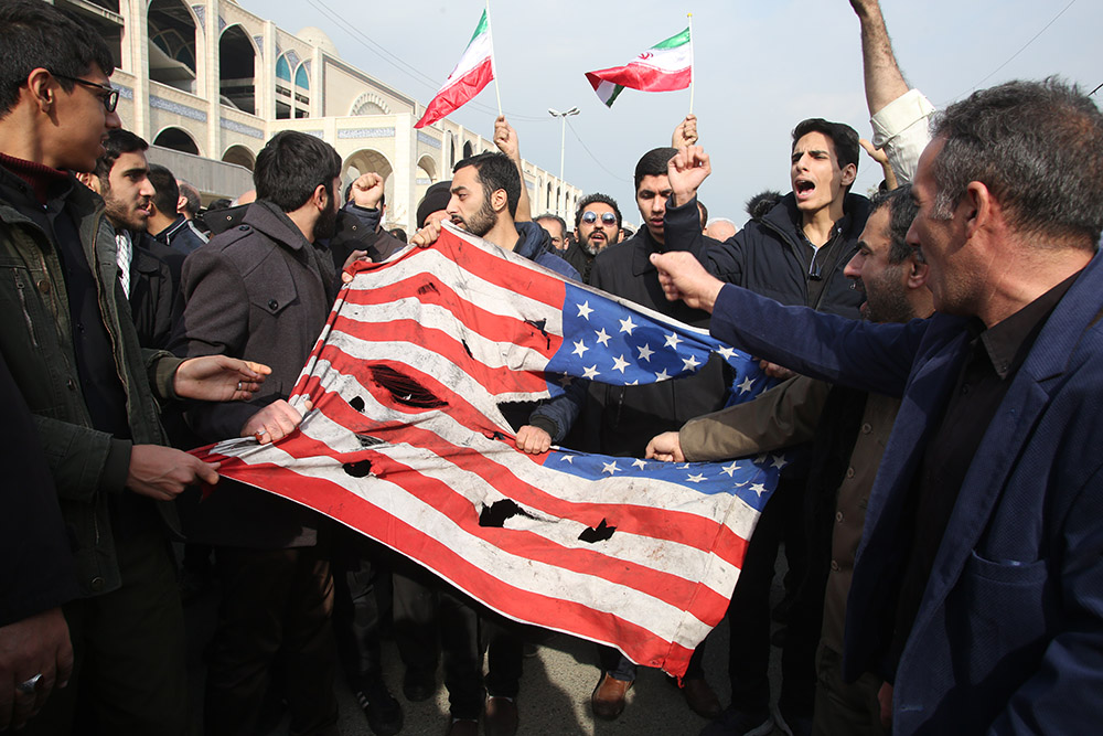 Assassinat de Soleimani: Trump voulait détruire l'axe pro-Iran, il l'a renforcé