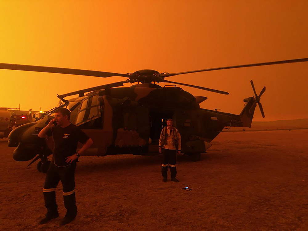 Australie: les militaires exhortent des habitants à évacuer sous la menace des feux
