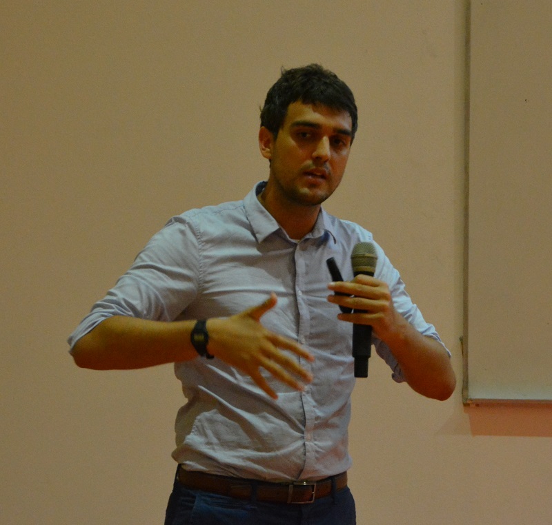 Léopold Biardeau a grandi en Polynésie, il espère pouvoir revenir au fenua une fois son doctorat en économie de l’environnement en poche.