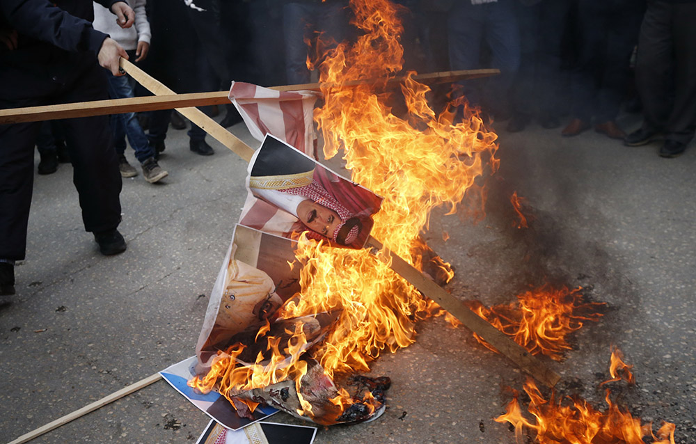 Israël laisse planer le doute sur les annexions préconisées par le plan américain
