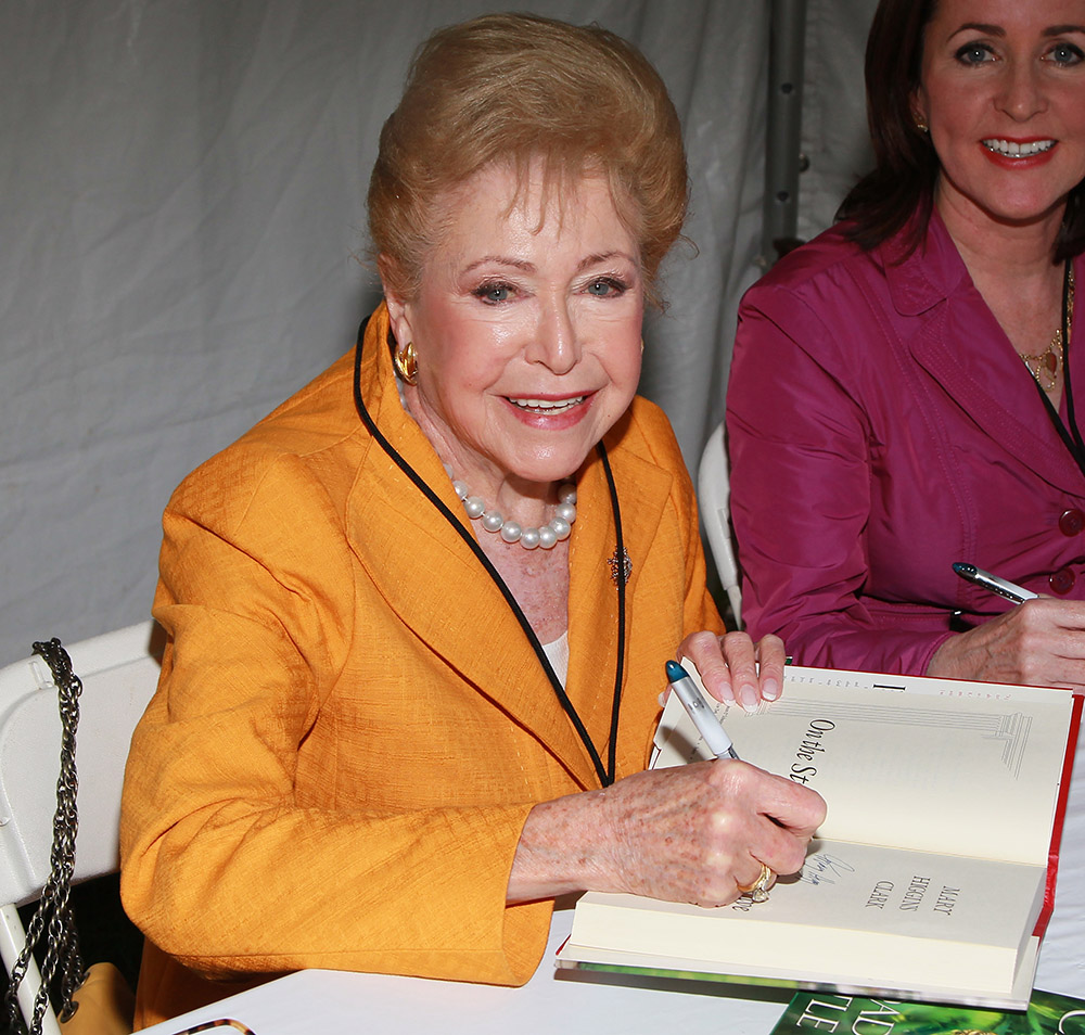 Mary Higgins Clark, "la reine du suspense", est morte à 92 ans