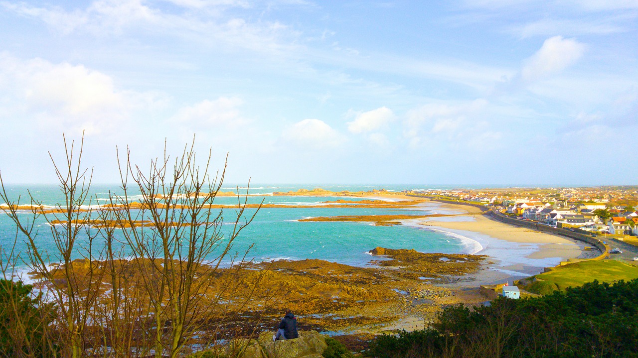 Jersey et Guernesey se disputent le titre de l'île Anglo-normande la plus ensoleillée