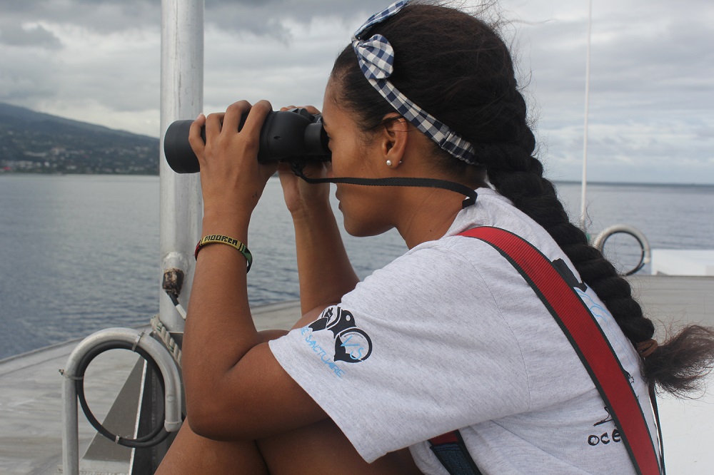 Tahia Mere reste "les yeux fixés sur l'horizon" jusqu'à ce que le Soleil se couche