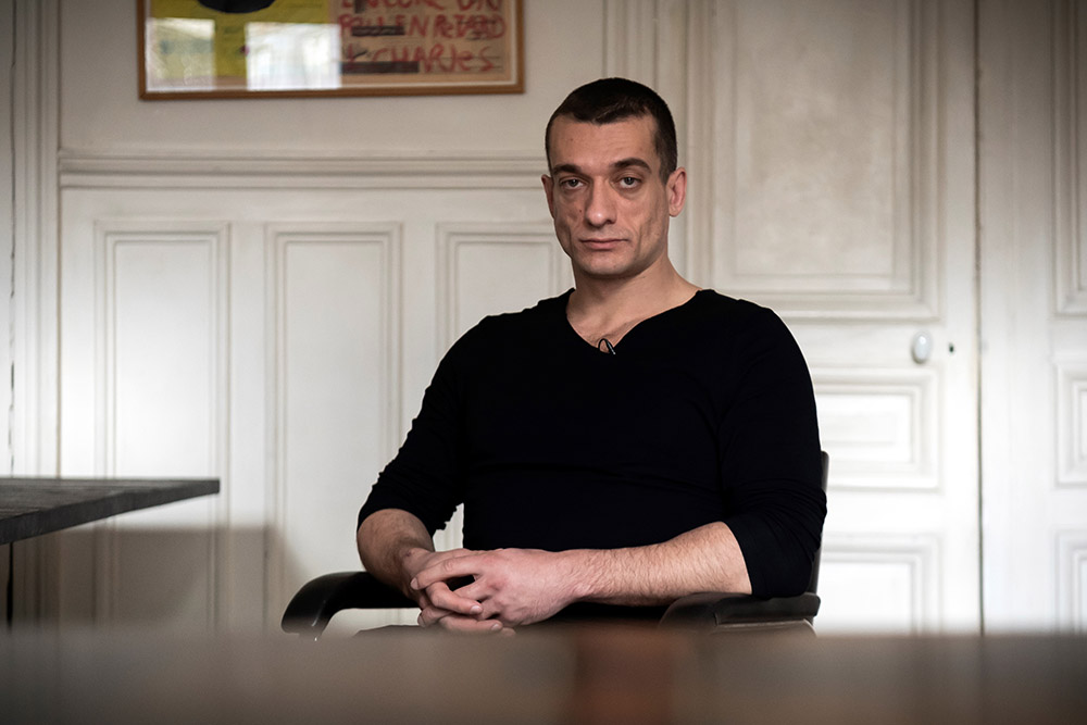 Affaire Griveaux: Piotr Pavlenski et sa compagne placés en garde à vue