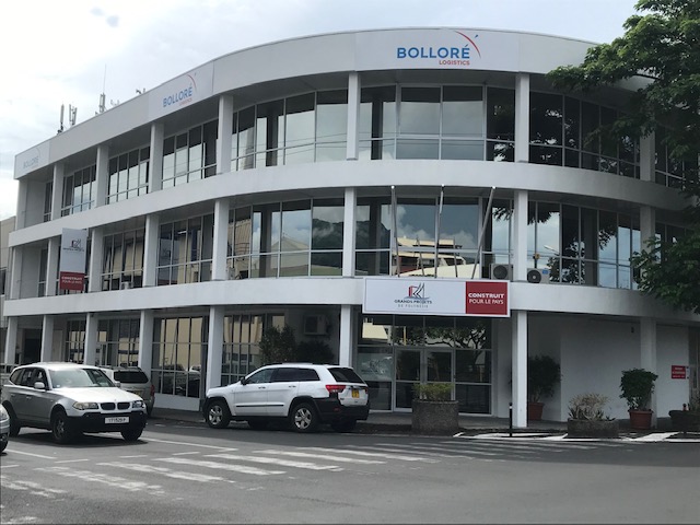 Grands projets de Polynésie s'est installé dans l'ancien immeuble Vodafone, au 2 avenue du Chef Vairratoa, à Papeete.