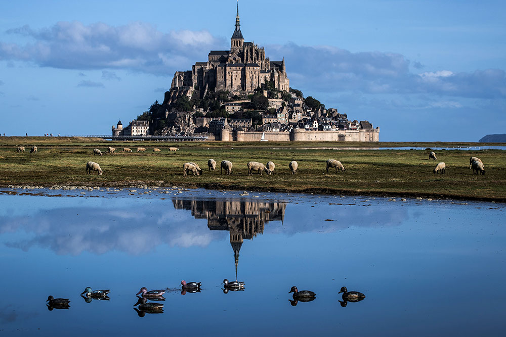 Naufrage en baie du Mont-Saint-Michel: trois morts et un disparu