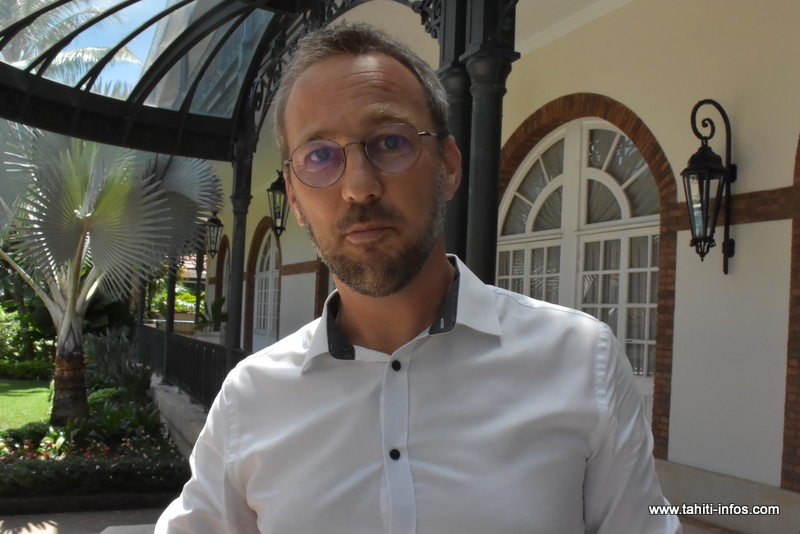 "Nous ne pourrons pas mettre un gendarme derrière chaque personne"